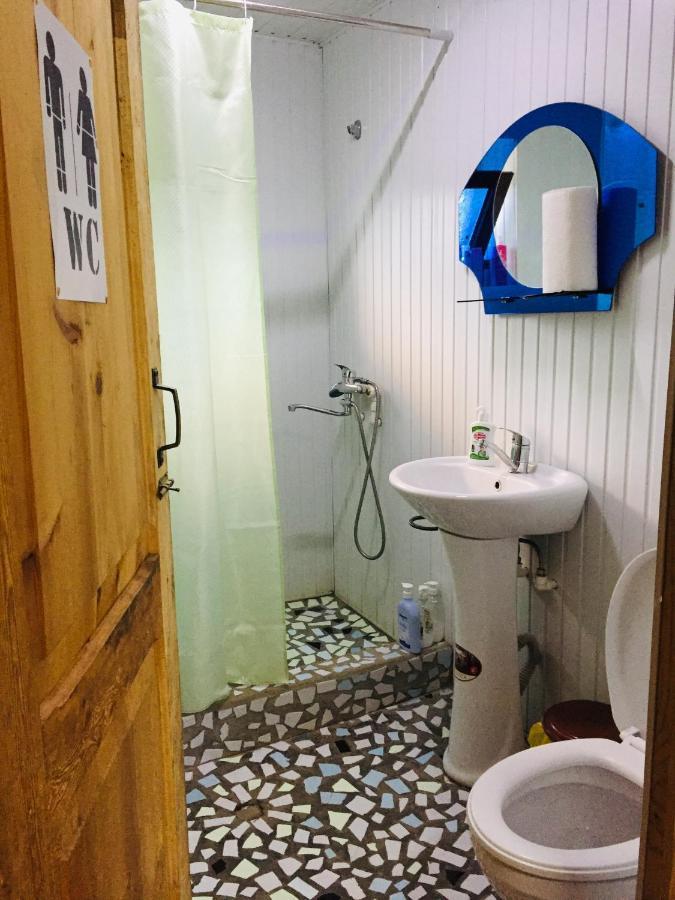 Nadiani Hostel Omalo Екстер'єр фото
